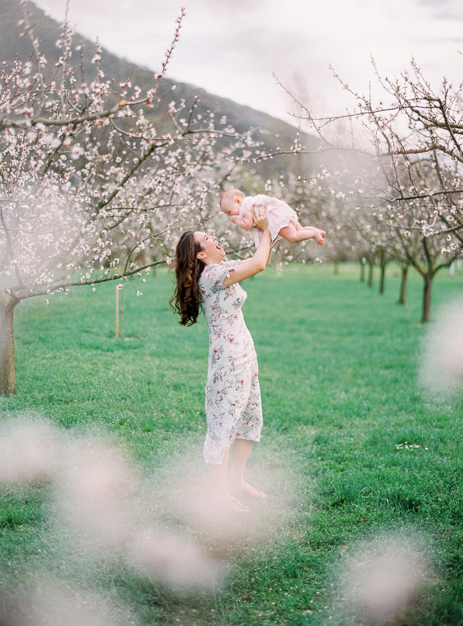 49-Apricot-Garden-with-Jess-by-Tony-Gigov-Photography